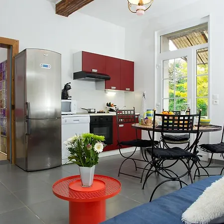 Otel Domaine Des Celestins *