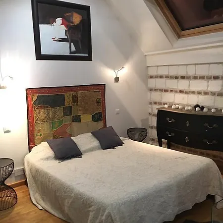 Domaine Des Celestins Otel *