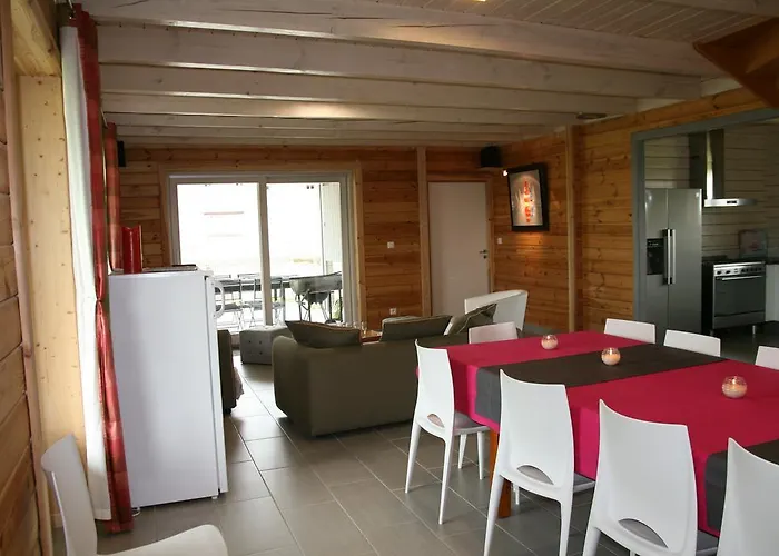 Domaine Des Celestins Hotel *