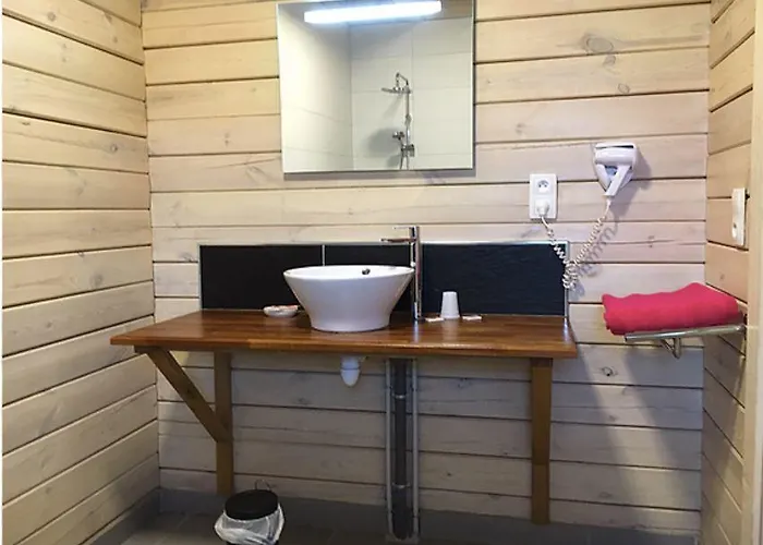 Domaine Des Celestins Hotel Bernay-en-Ponthieu